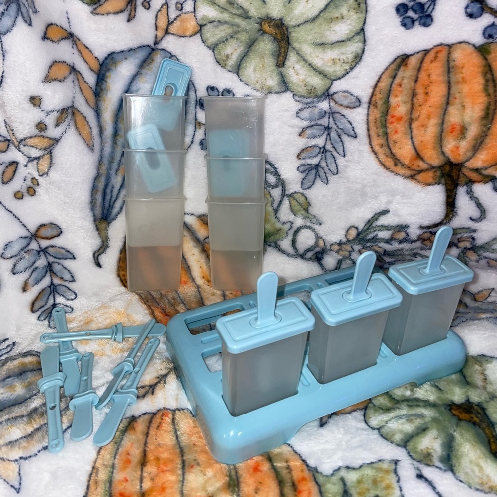 Popsicle Holder -FREE.W/ANY.PURCHASE